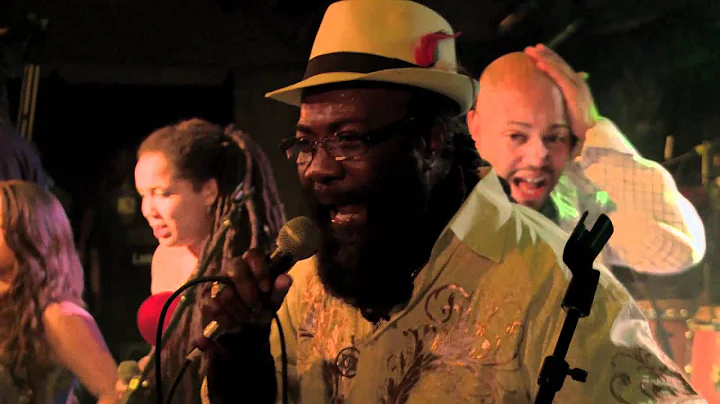 Denroy Morgan- I'll Do Anything For You (Feat. The Alchemystics) live Strangecreek 2011