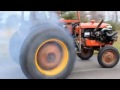 Tractor con motor volvo