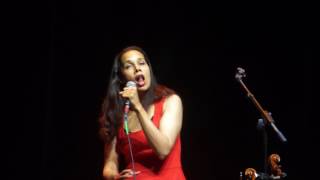 Gaelic song by Rhiannon Giddens and the Carolina Chocolate Drops chords