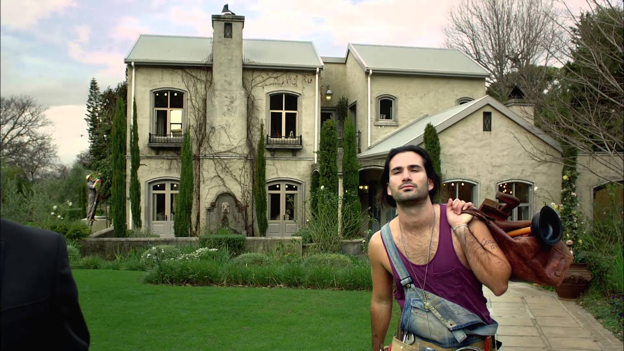 goldenpages.ie TV Ad - Superstar Plumber