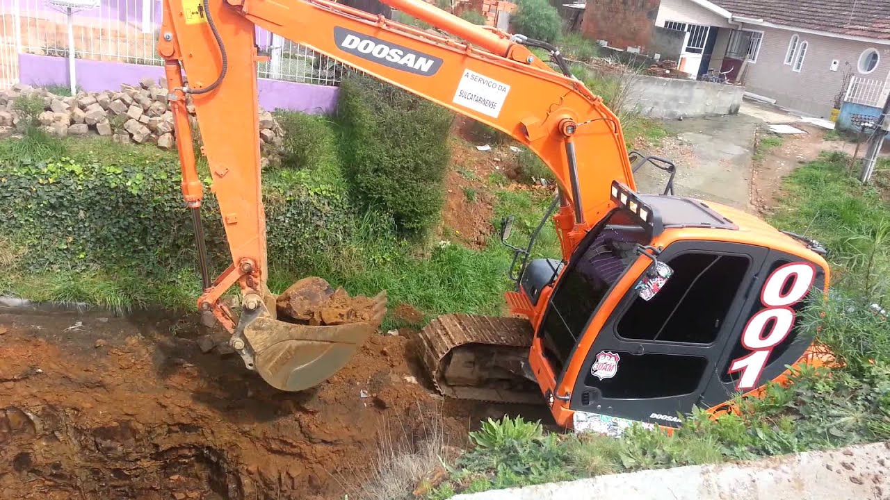 Escavadeira Doosan 140 YouTube