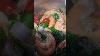 Making King Prawns and Spinach soup shorts foodshorts myfirstvlog streetfood kingprawns asmr