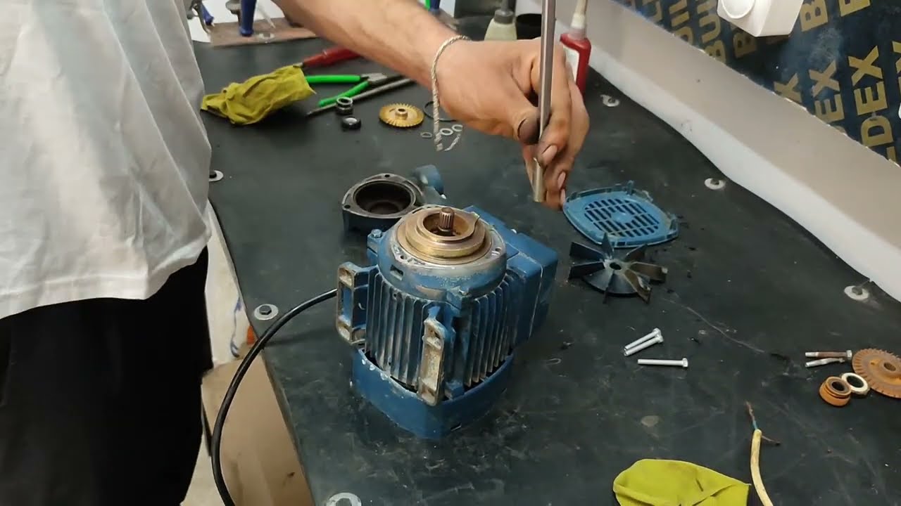 صيانه توكيل ماتور بيدرولو 1/2 حصان ايطالي الجزء 2