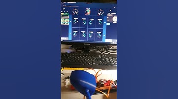 First steps developing the circuit and app for Wi-Fi connection with the compass and accelerometer.