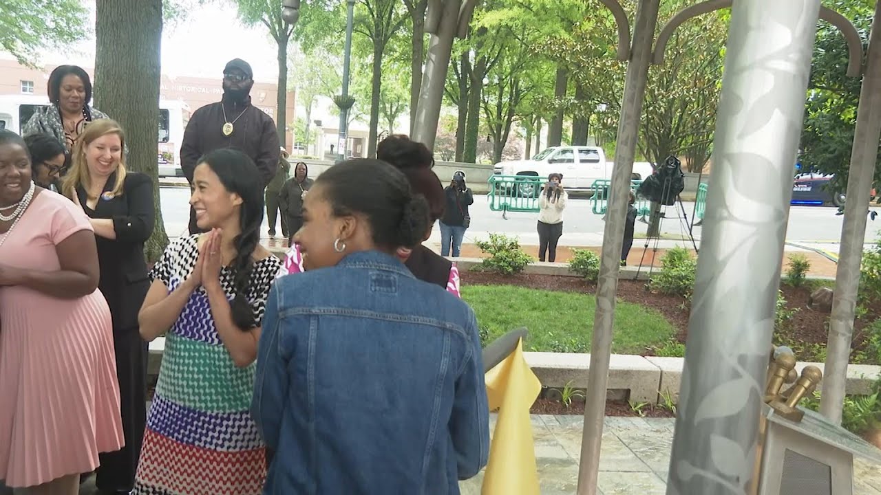 Monument in honor of Coretta Scott King unveiled