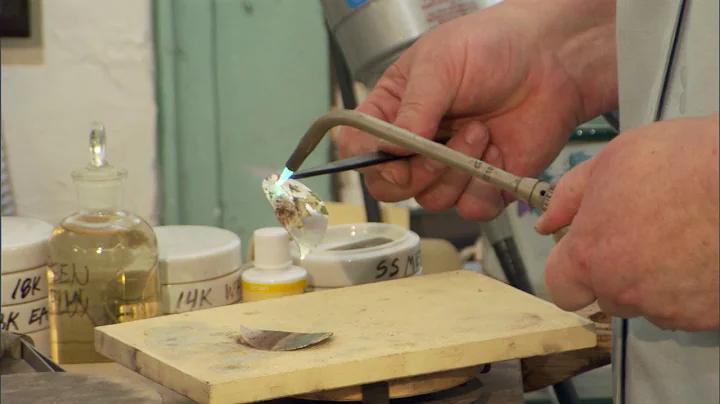 Jeweler Jan Yager makes the "Tiara of Useful Knowl...