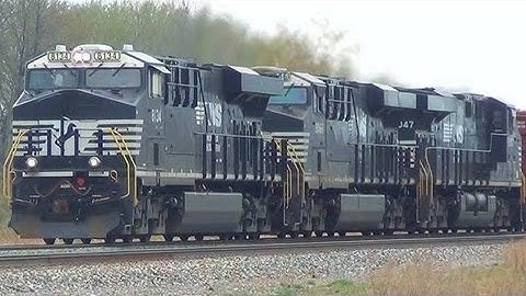 3 NS Engines Pulling CSX Tanker Train