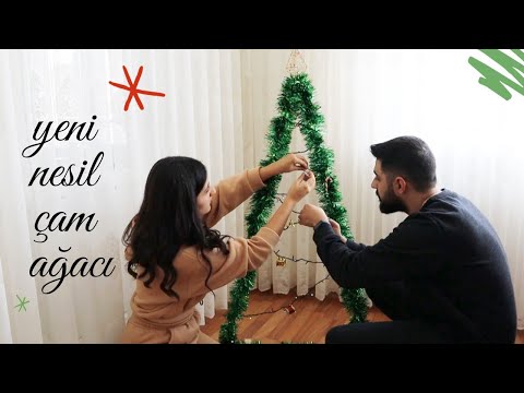 Video: Çiçek Açan Noel Ağacı - Yeni Yıl Tatilleri Için