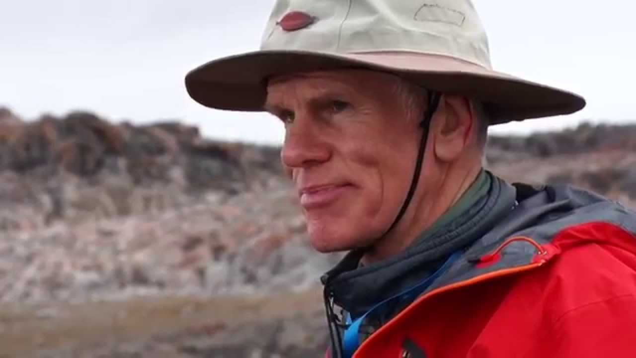 Exploring with Peter Hillary | Arctic | Lindblad Expeditions-National Geographic