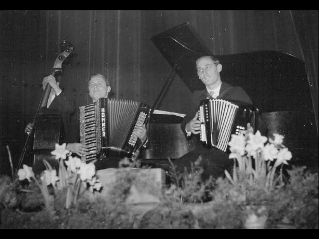 Watch Heinz und Klaus Gengler, Akkordeon-Duo, Viel Vergnügen, Tanz-Intermezzo, Deutschland (West), 1948 on YouTube Watch Heinz und Klaus Gengler, Akkordeon-Duo, Viel Vergnügen, Tanz-Intermezzo, Deutschland (West), 1948 on YouTube