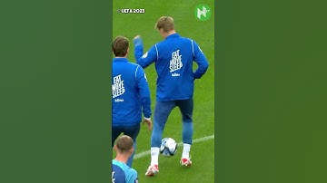 Odegaard showing off ball control in Norway training 🔥