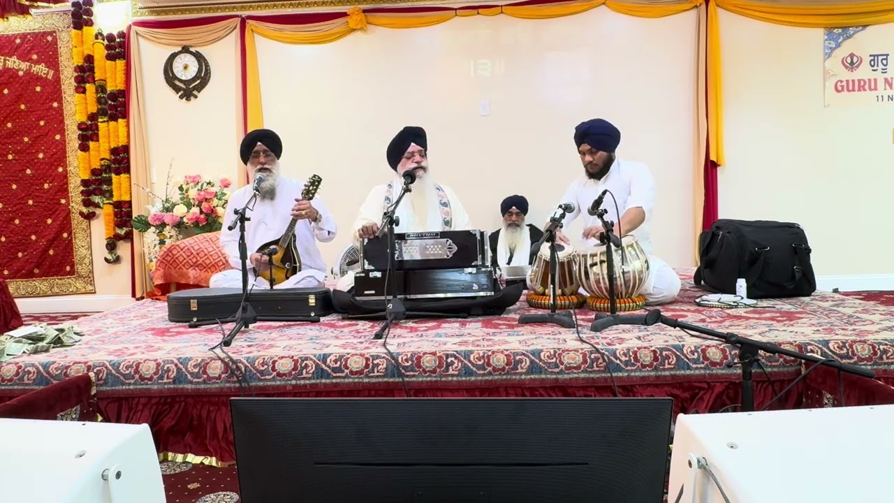 Bhai sarabjit singh rangila durag like share comment and subscribe #_viral #_trending #_kirtan
