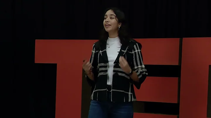 Mom, why dont they look like me? | Laura Patricia Parra Garca | TEDxInstitutoMxi...