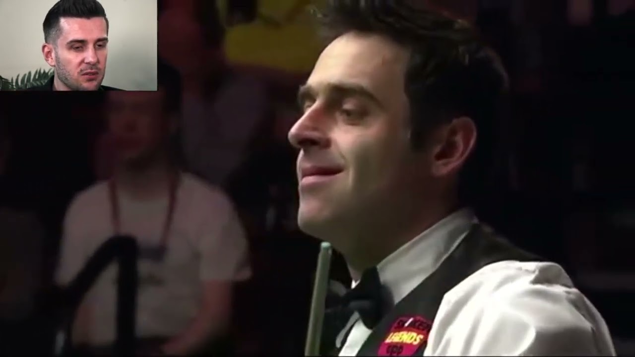 Mark Selby Can't Believe Ronnie O'Sullivan Missed This Pink | 2014 World Championship Fina