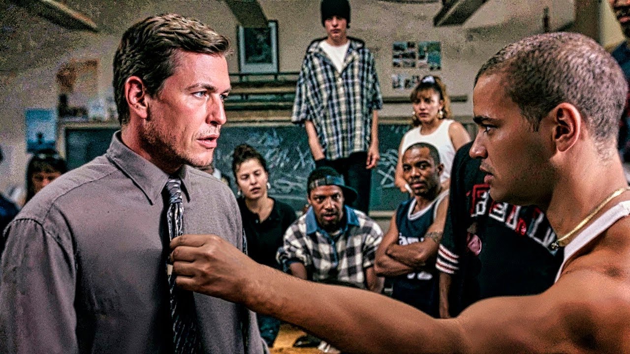 ЗАДИРЫ Унизили Нового УЧИТЕЛЯ, Не Зная, Что Он был ЭЛИТНЫМ АГЕНТОМ-УБИЙЦЕЙ под прикрытием [Пересказ]