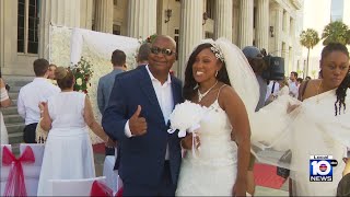 Couples wed on courthouse steps