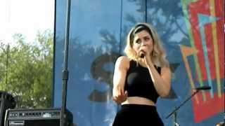 Primmadona - Marina and The Diamonds (Live) @ Sixflags New England