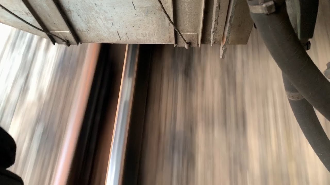 Train changing track at HIGH SPEED YouTube