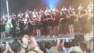 Carlos Núñez e a banda de gaitas cerne da Galiza no II festival da Luz en Boimorto