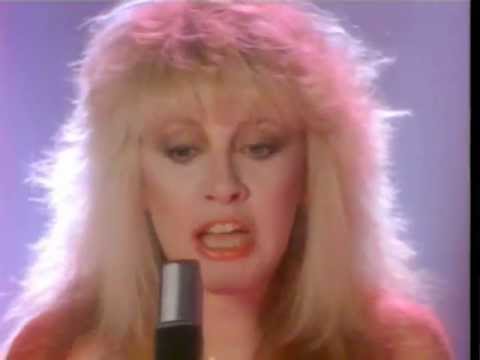 Stevie Nicks - Talk To Me