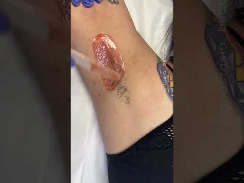 Professional underarm wax