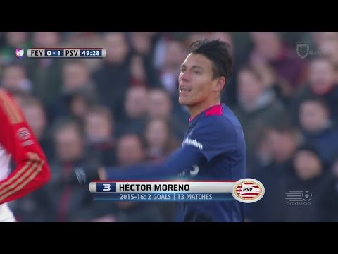 Héctor Moreno remata y adelanta al PSV sobre el Feyenoord