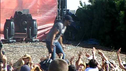 Luke Bryan- All my friends say going into a Metellica song!