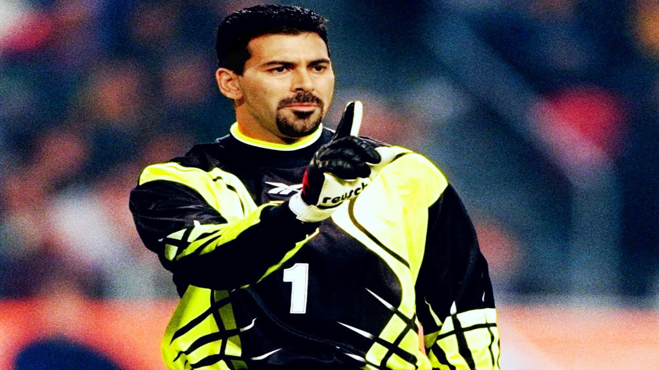 Angel Roa Carlos Ángel Roa goals & saves - YouTube