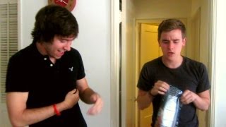 Harry and Louis: Pranking Liam!
