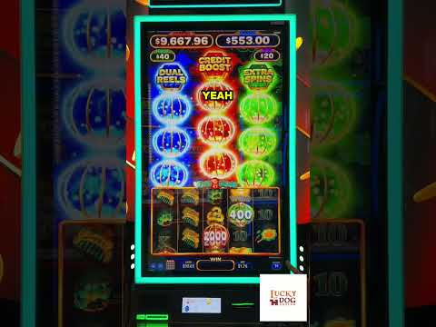 "YES 🤑" #blackjack #shortsfeed #casino #shortsviral #shortsviral #dealer #split
