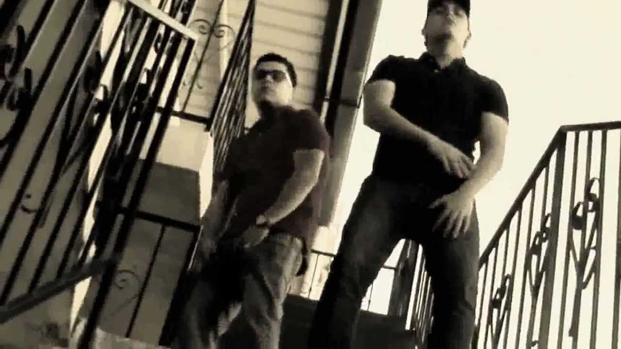 Asi es Donde Vivo Yo - Alex Tuna & Vito Official Video