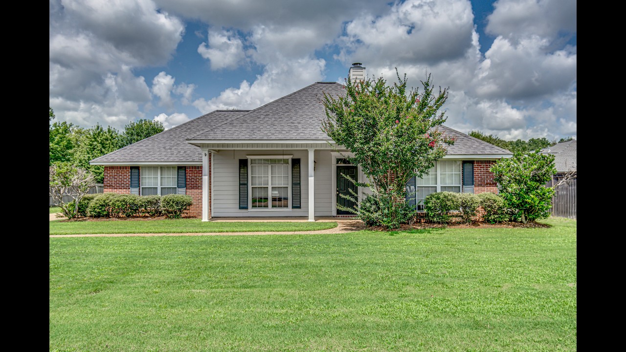 131 Hunters Row Madison, MS 39110