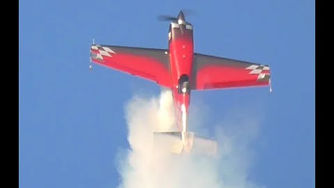 Crazy Must See Aerobatics - Mark Jefferies in his ...