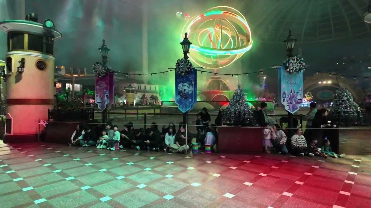 (4K) 25.12.10 롯데월드 퍼레이드 야간 공연_해피크리스마스_풀버전 Lotte World parade,Happy Christmas