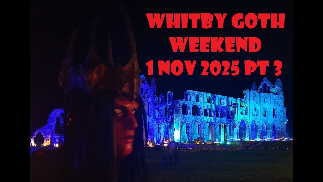 Whitby goth weekend archive (8)1 nov 2025 16.26  pm walkabout