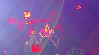 Alejandra Guzman-No Se Vale Llorar live @ Ovens Auditorium