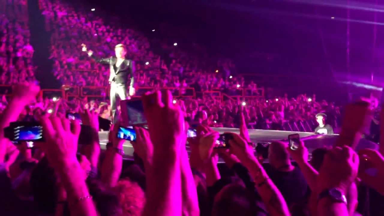 Que Je T Aime Johnny Hallyday Bercy 16 Juin 2013 Youtube