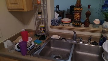 Reid Gets New Assurance Wireless Phone! Moxee Brand Phone For $30!