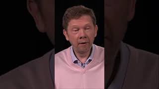 Eckhart Tolle&#39;s Secret to Living Beyond the Material