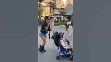 We Re Tired Salomeandrea Momlife Disneyland 