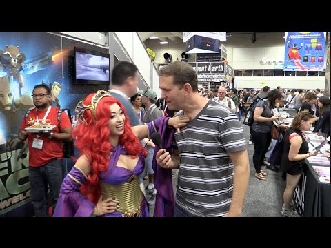 Yaya Han Cosplay Comic-Con 2015 (Full Interview)
