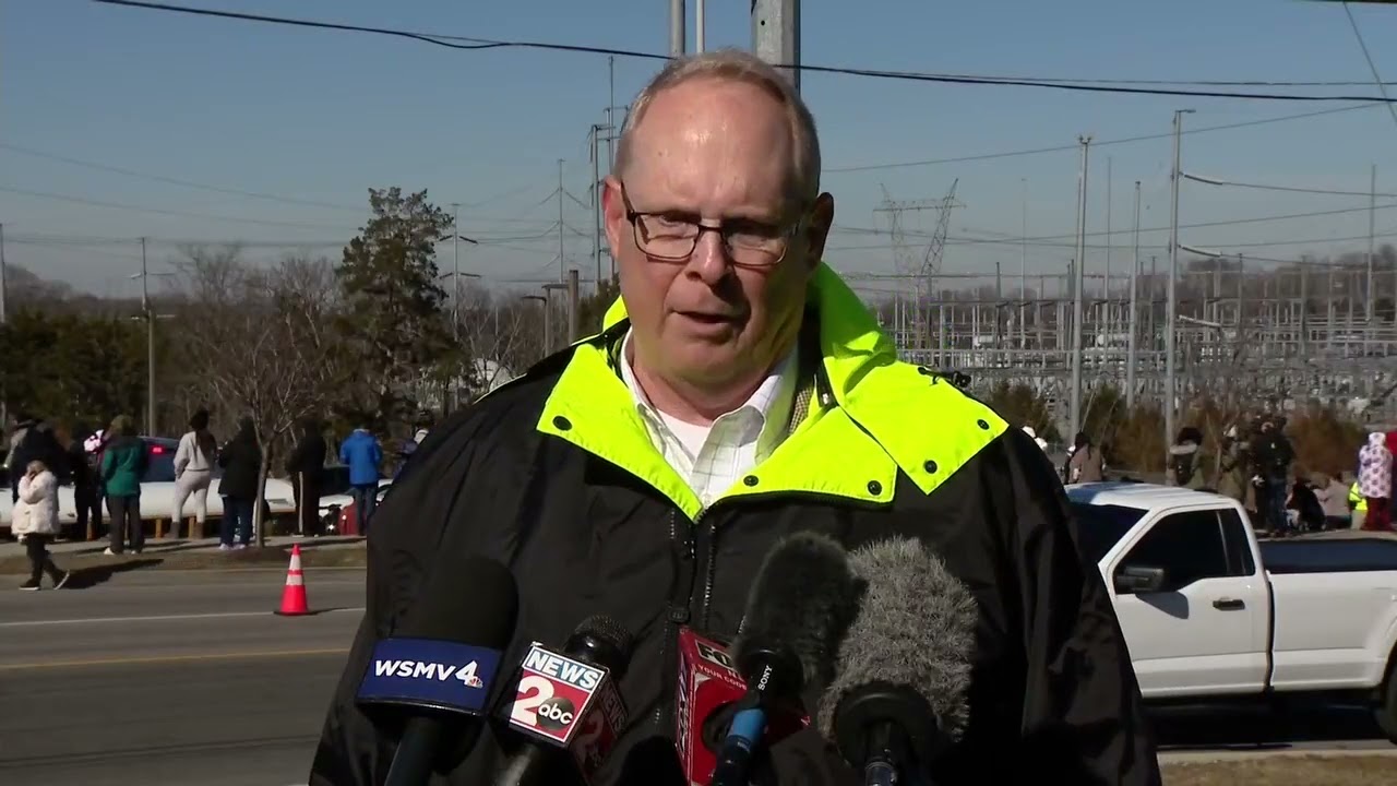 Local police break down Antioch High School in Nashville School shooting