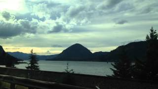 Driving along the Columbia River