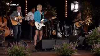 Michelle Birkballe -  Old time rock'n'roll  (Live) chords