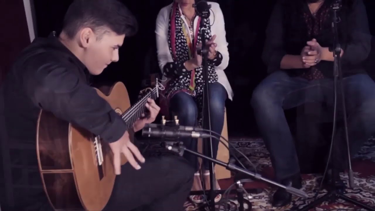 Tarrito. Paco de Mode, la Fabi y Zambullo in La Guitarra Flamenca, Juan Heredia Percusión