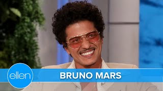 Bruno Mars Gets Ellen's Vacation Started Resimi