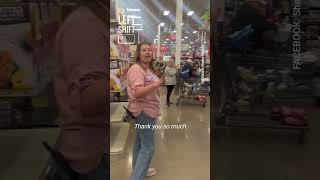 H-E-B gives FREE groceries after checkout computers crash