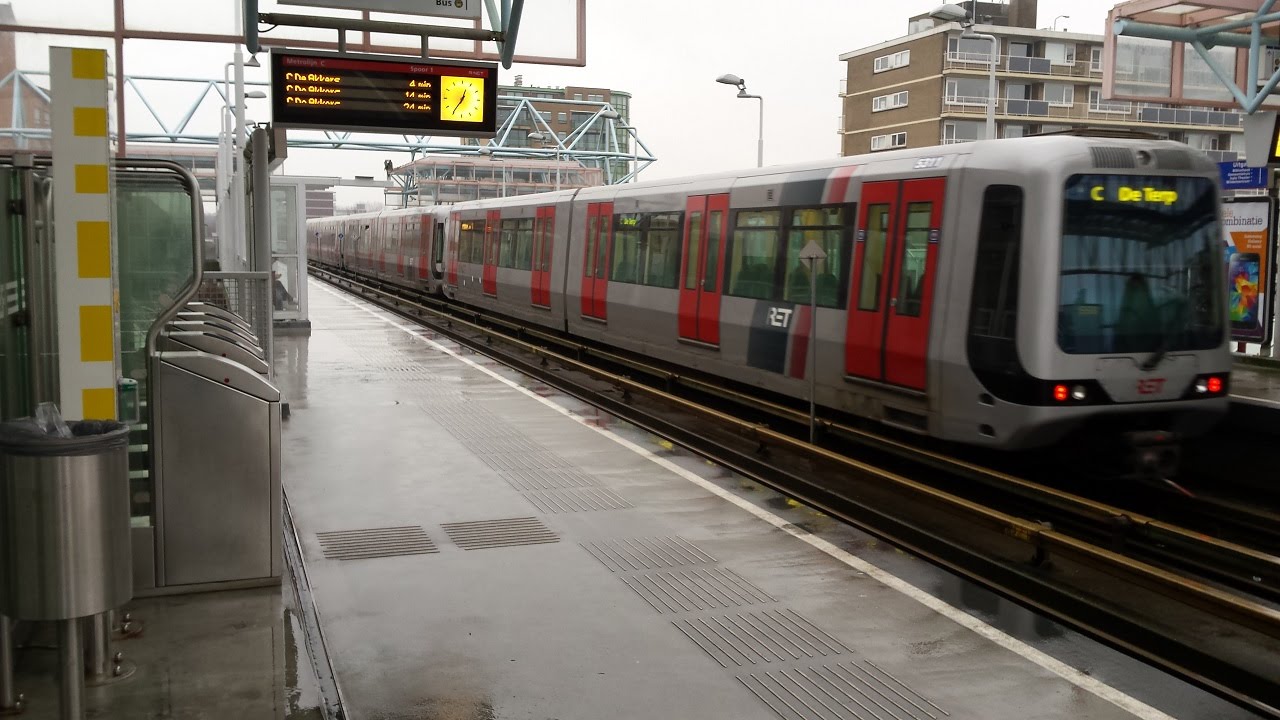 RET Metro Combi Type B-S-B na Mid-Life Revisie op Capelle Centrum richting De Terp