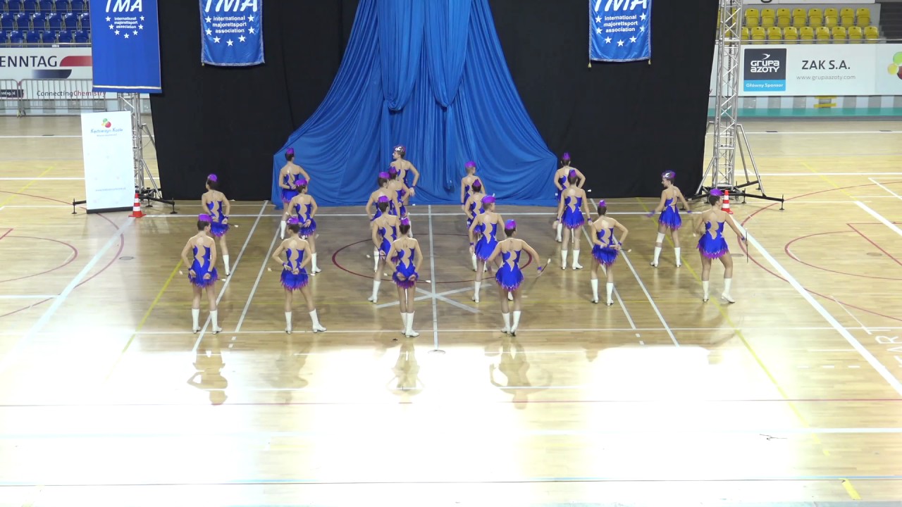 Miraż I Wronki scena baton seniorki MP 2017