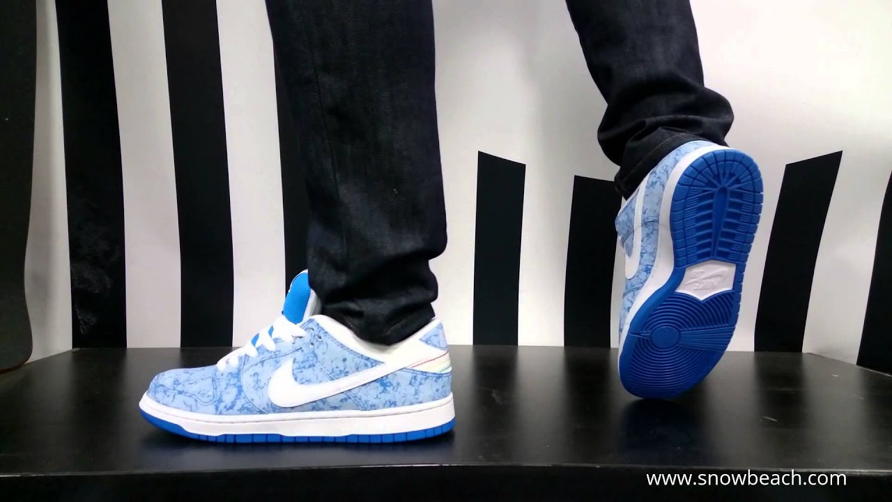 dunk low blue white